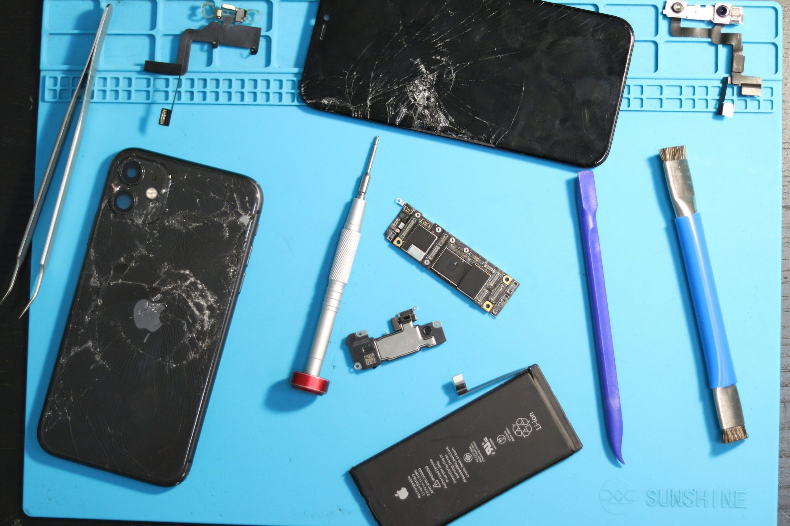 スマホ修理業者