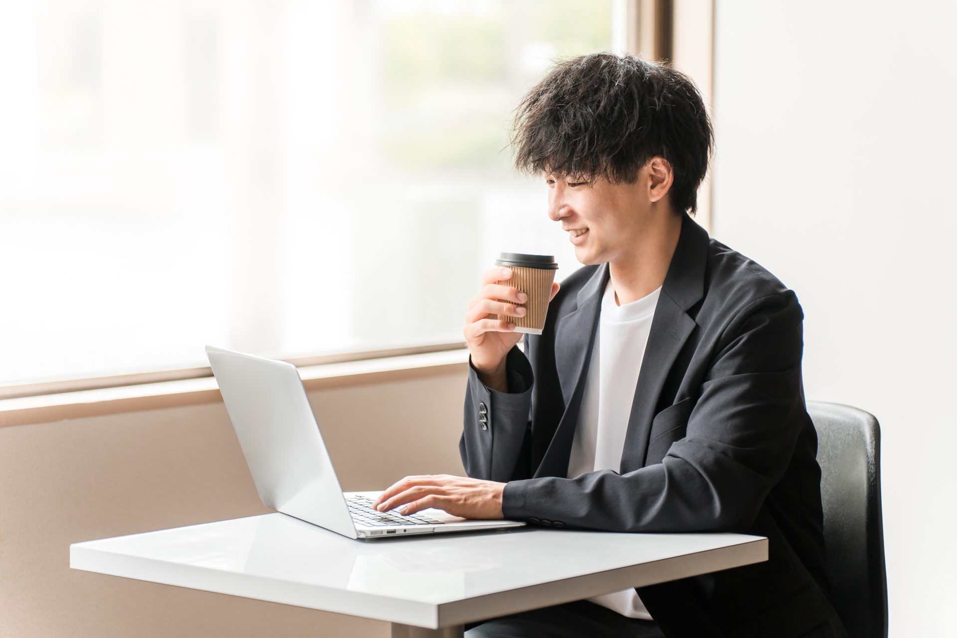 ビジネス　作業